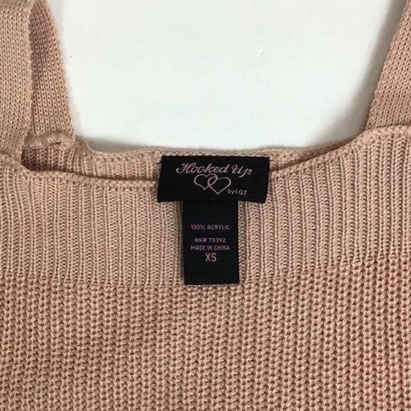 Hooked Up. Pale pink Cold shoulder long sleeve sweater. Women's XS - Picture 5 of 6